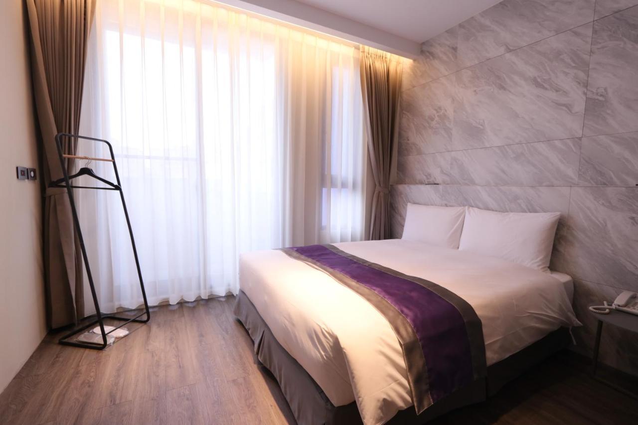 Hotel Hesper Hsr Taichung Habitación foto